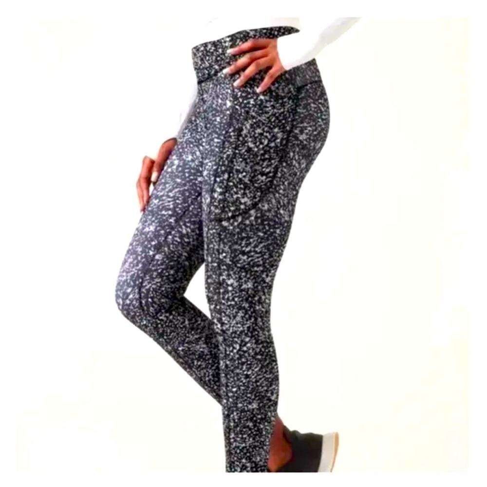 Athleta Ultimate Stash Pocket Tight Leggings (NWT)